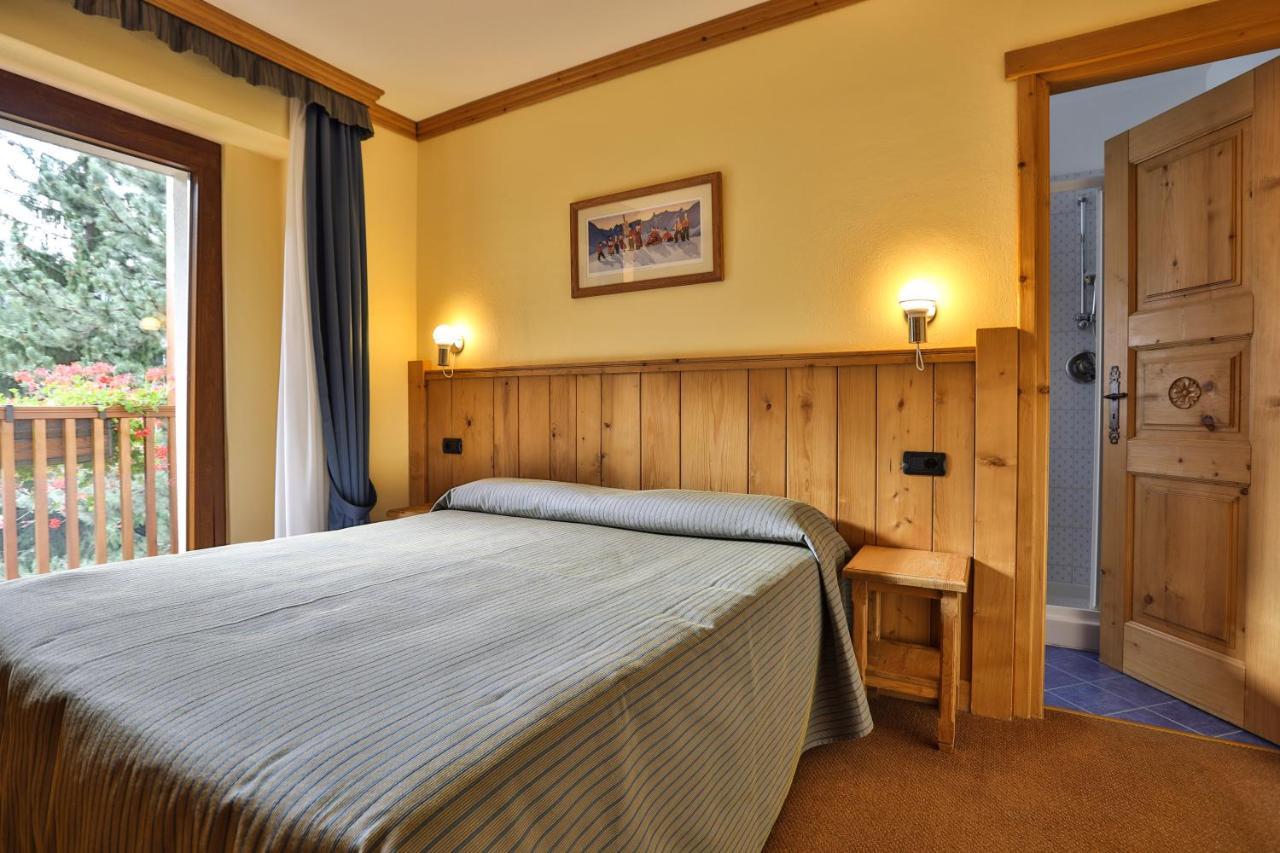 Hotel Crampon Courmayeur Exterior foto