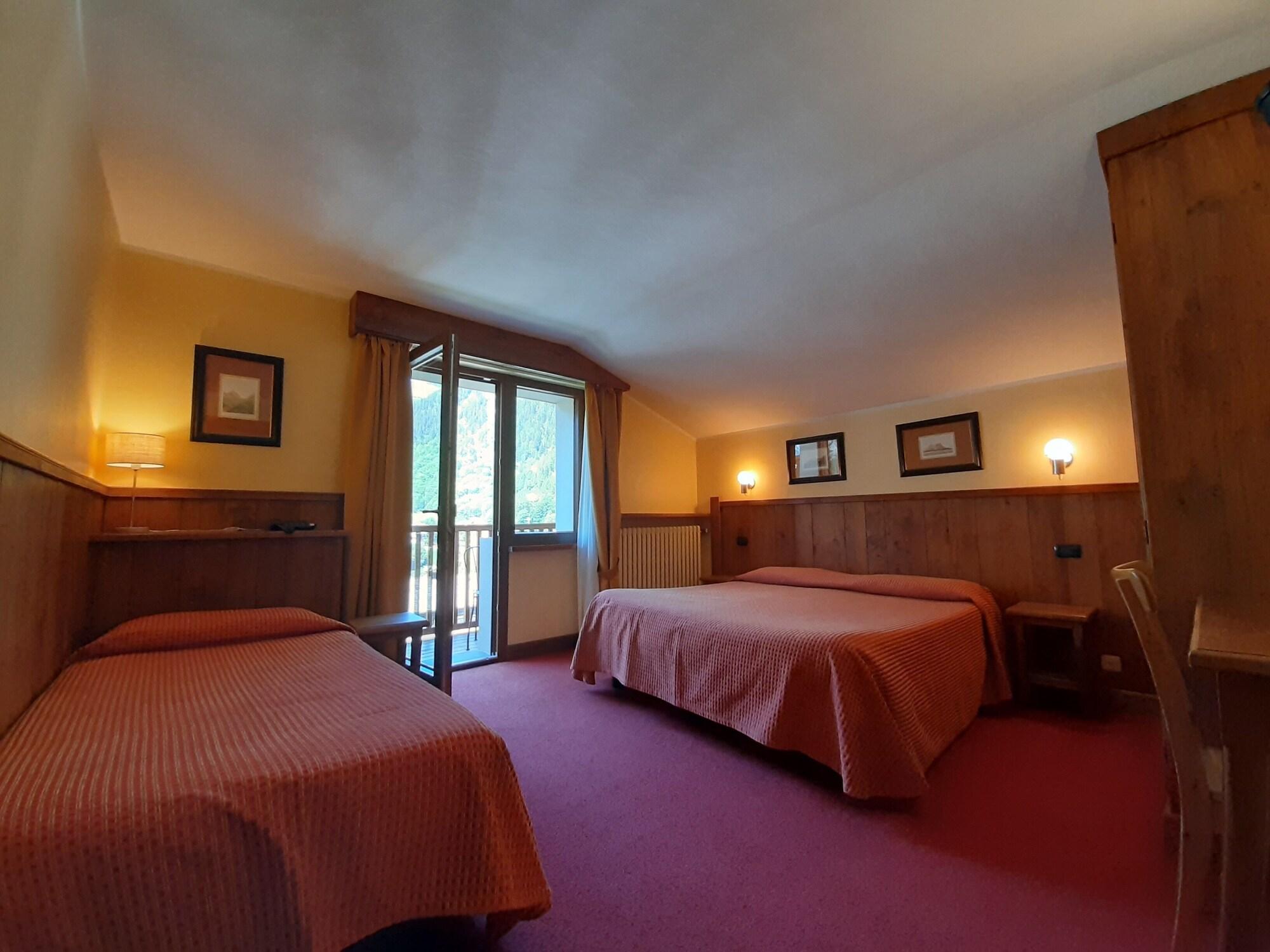 Hotel Crampon Courmayeur Exterior foto