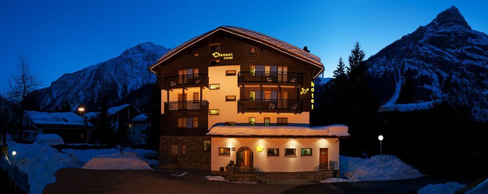 Hotel Crampon Courmayeur Exterior foto